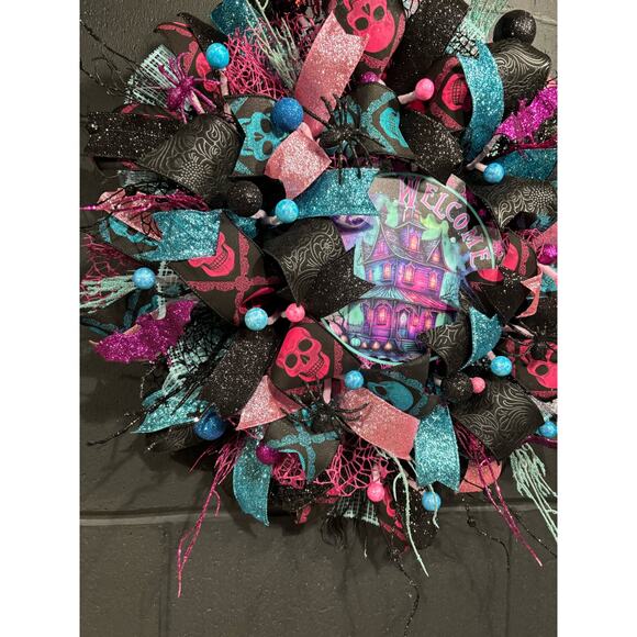 Halloween Wreath for Front Door Black and Pink Haunted House 30 inch - Picture 6 of 6